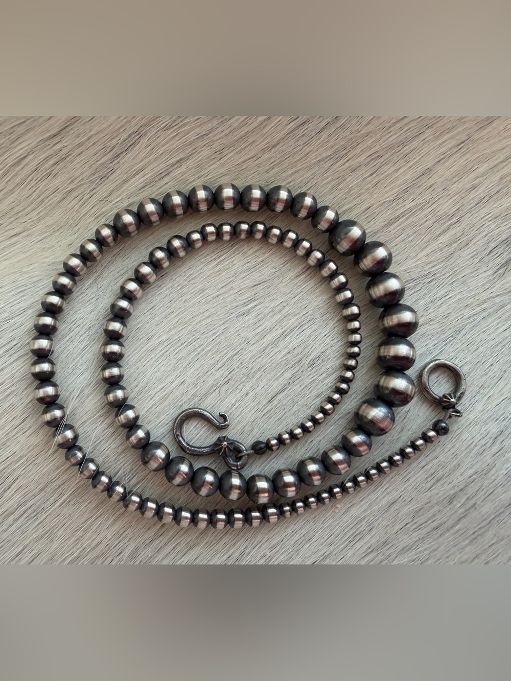❤️ 18” 3mm to 8mm Graduated Desert Pearls Navajo Beads Necklace Sterling Unisex
